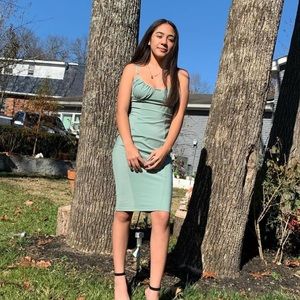 Green dress it has wire to hold your chest